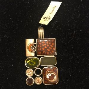 Premier designs pendant for necklace w/ magnetic